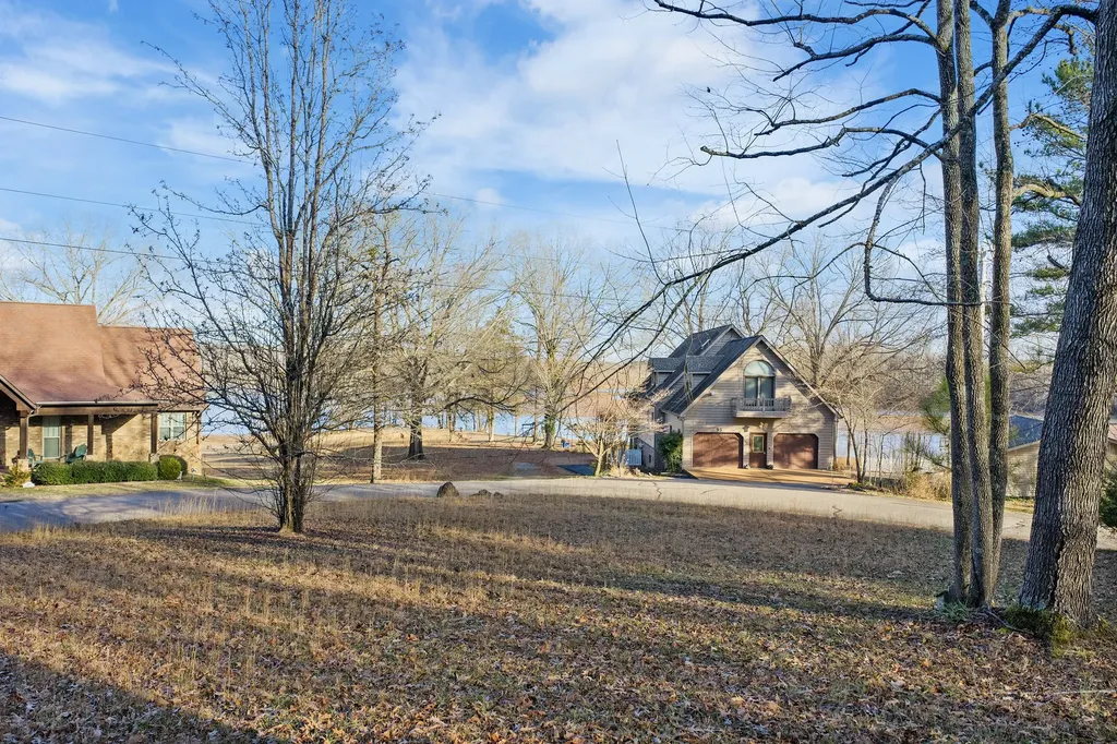 90 Arrowhead Circle Parsons TN 38363