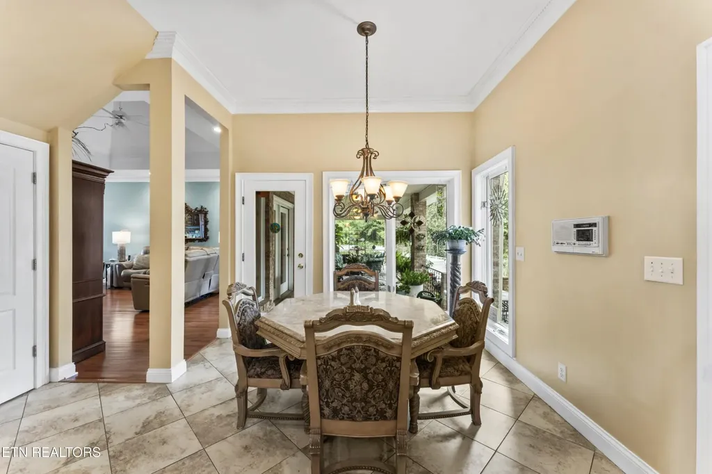 108 Deerfield Lane Oak Ridge TN 37830