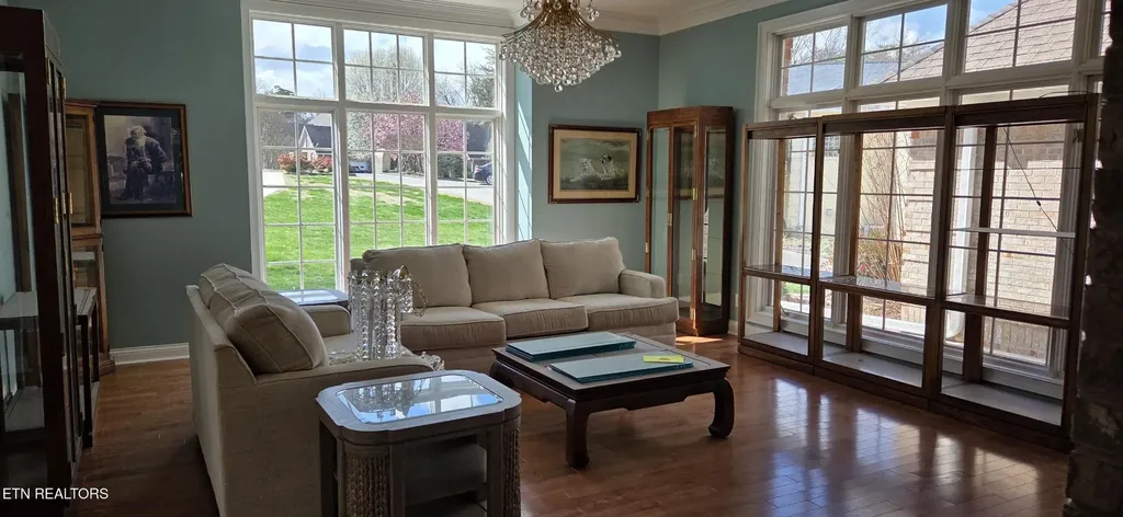 108 Deerfield Lane Oak Ridge TN 37830