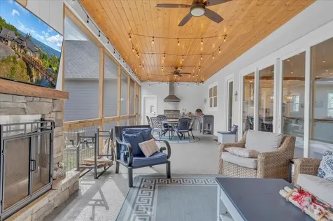 1115 River Bluffs Drive Jasper TN 37347