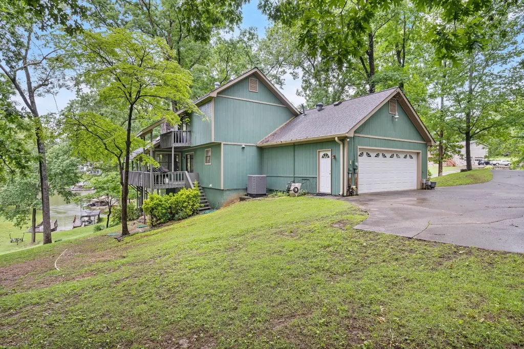 7321 Coastal Drive Harrison TN 37341