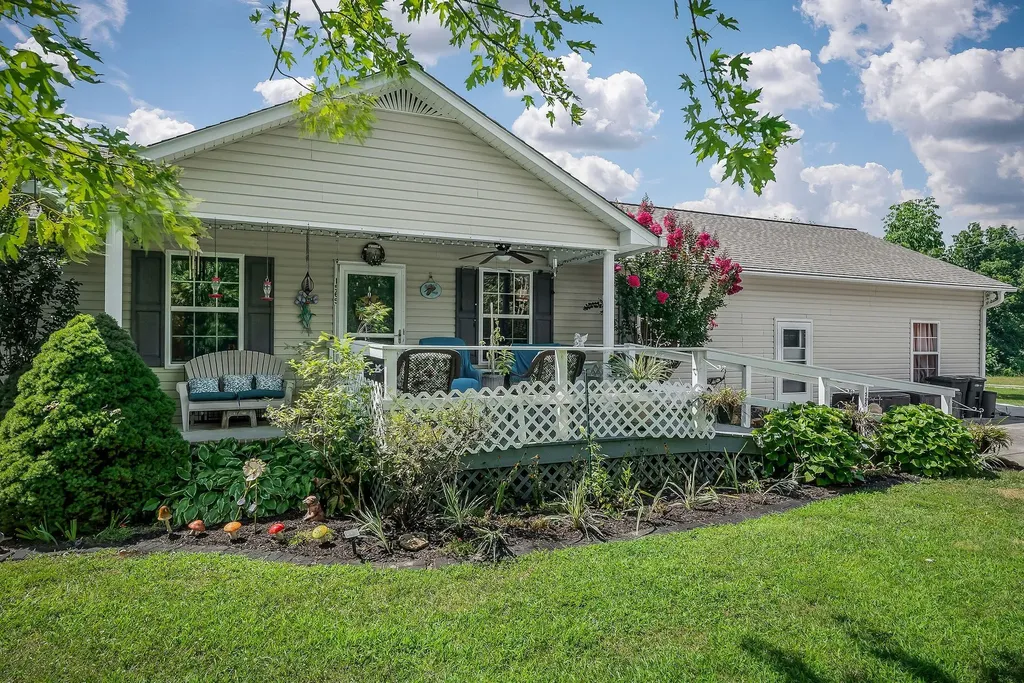 1565 Canada Flatt Road Cookeville TN 38506