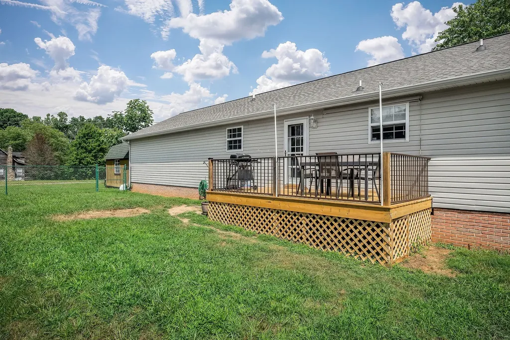 1565 Canada Flatt Road Cookeville TN 38506