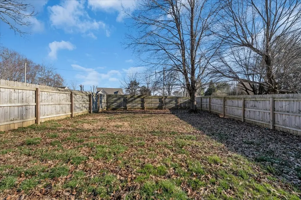 202 Mortons Lake Road Manchester TN 37355