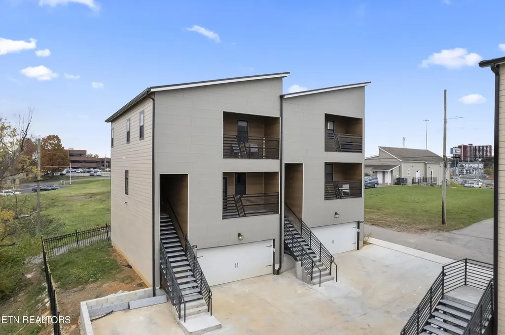 1807 Logan Avenue Knoxville TN 37921