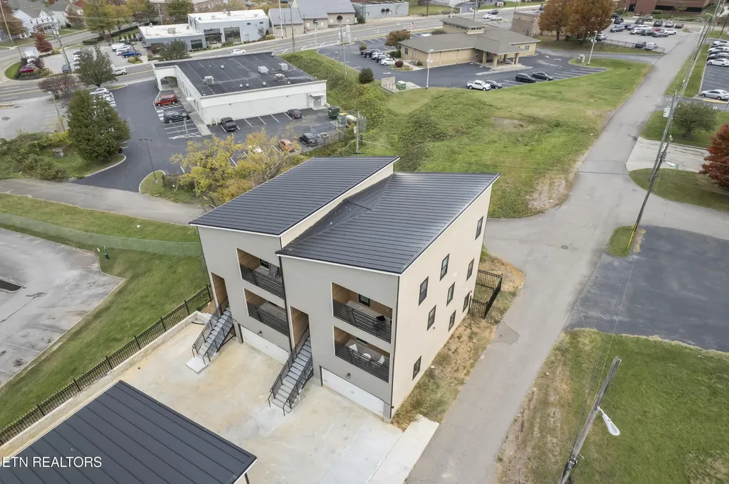 1807 Logan Avenue Knoxville TN 37921