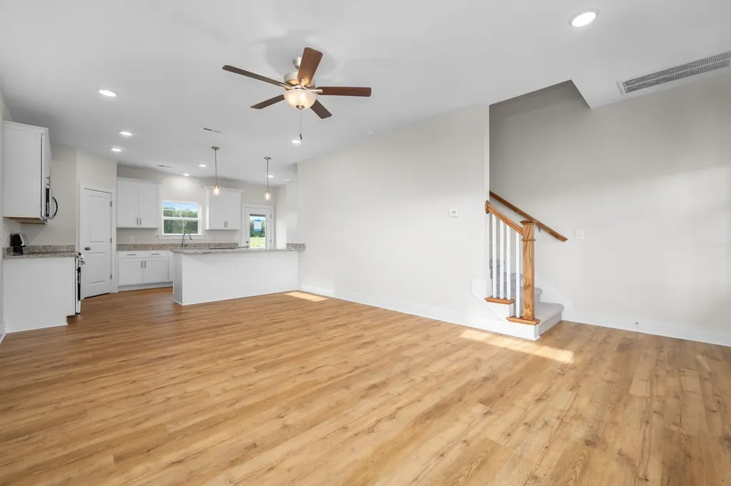 639 Vrabel Road Murfreesboro TN 37130