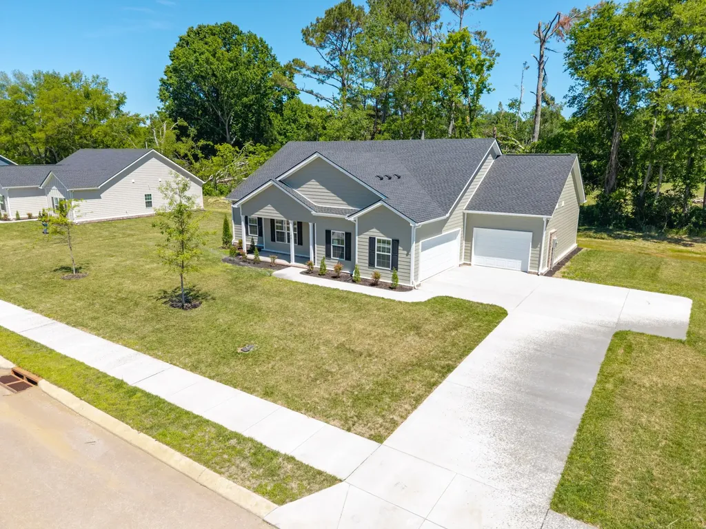 106 Centennial Lane Columbia TN 38401
