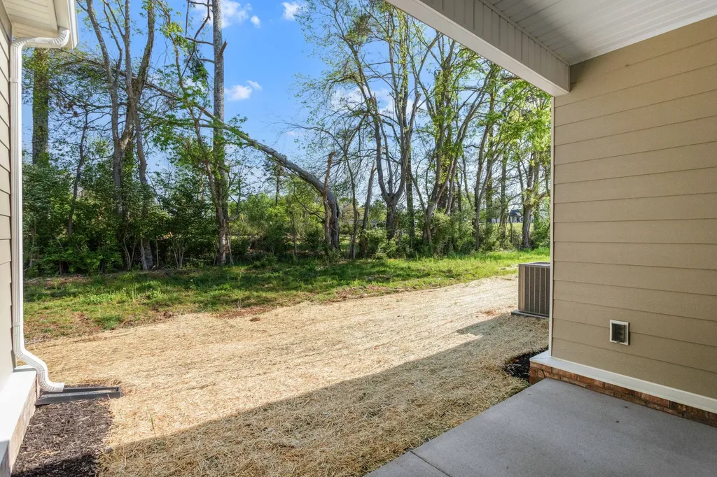 106 Centennial Lane Columbia TN 38401