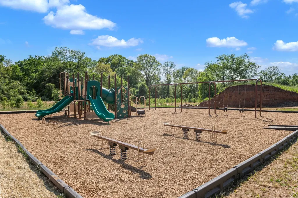 106 Centennial Lane Columbia TN 38401