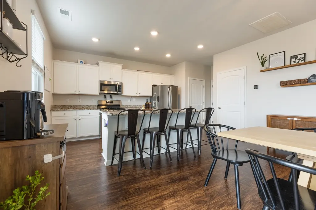 905 Aberdeen Court Columbia TN 38401
