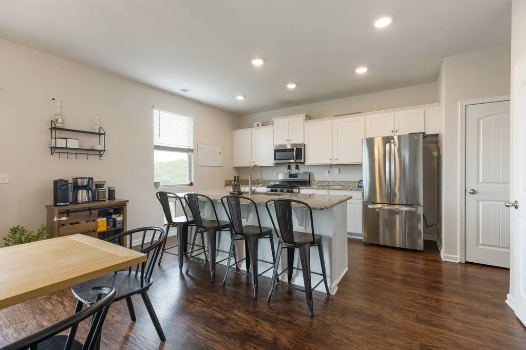 905 Aberdeen Court Columbia TN 38401