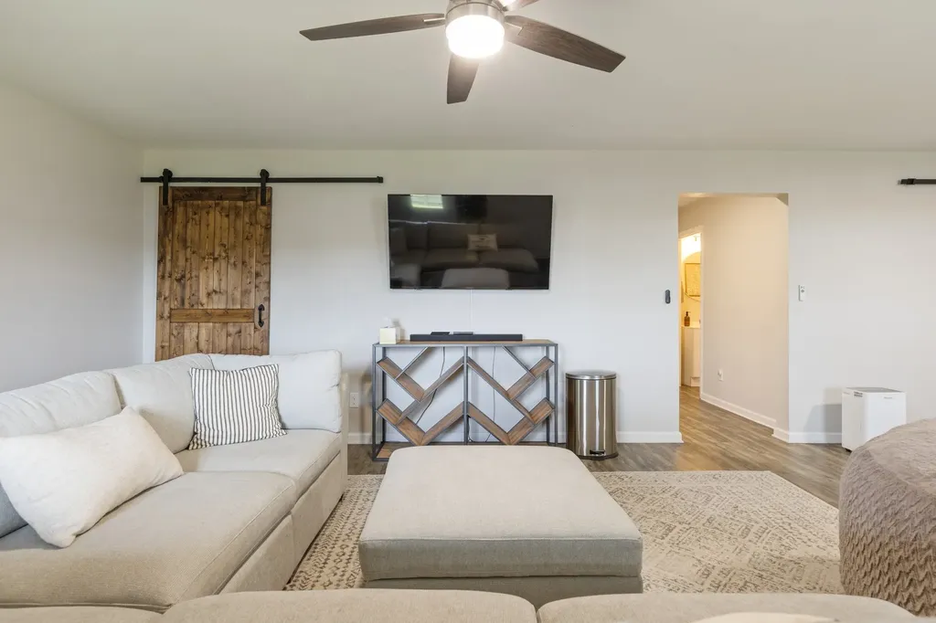 905 Aberdeen Court Columbia TN 38401