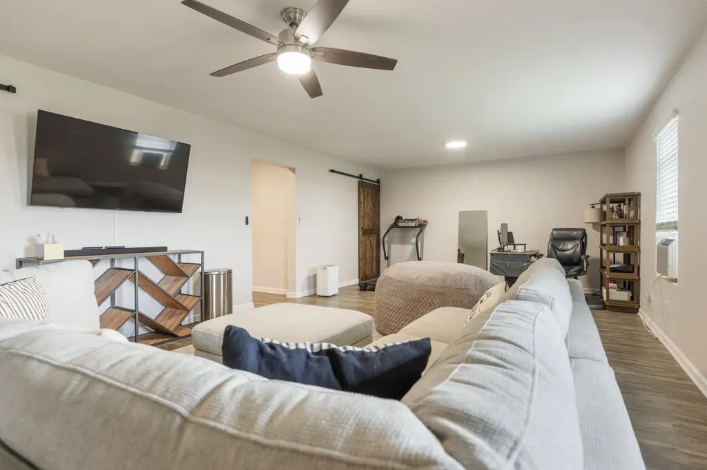 905 Aberdeen Court Columbia TN 38401