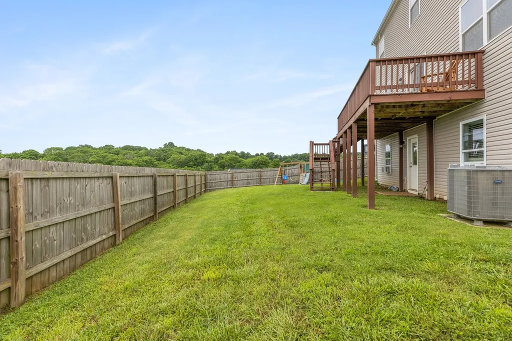 905 Aberdeen Court Columbia TN 38401