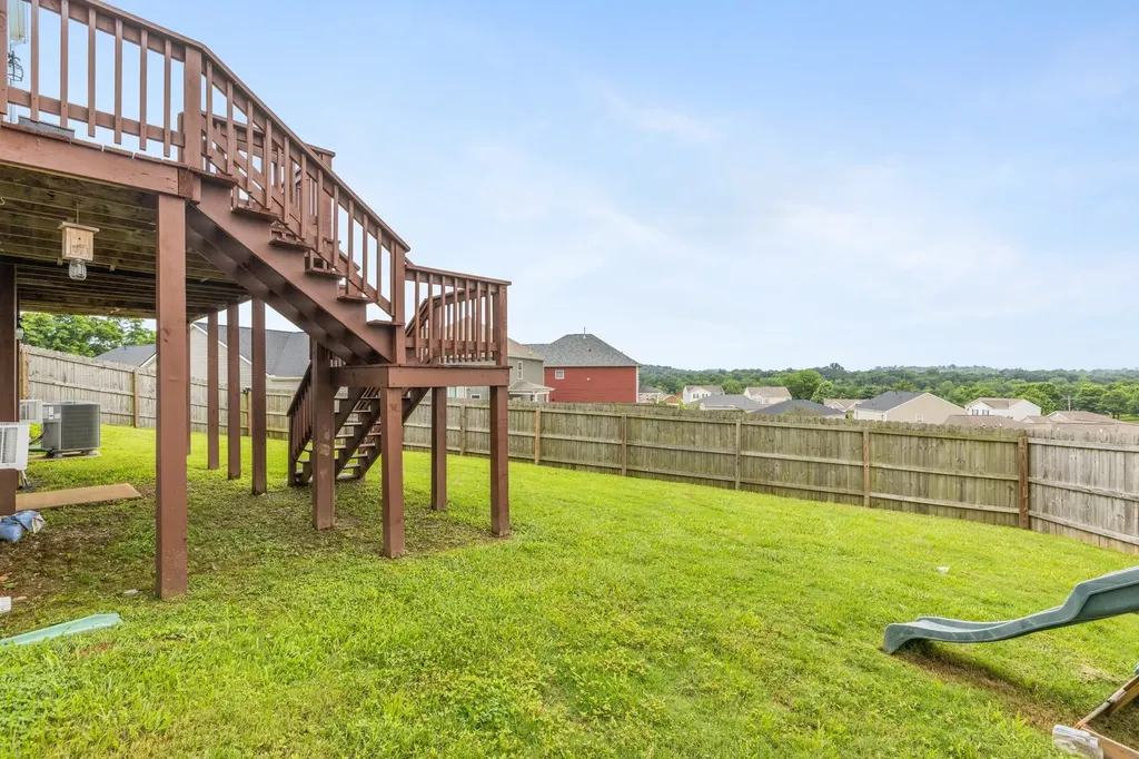 905 Aberdeen Court Columbia TN 38401