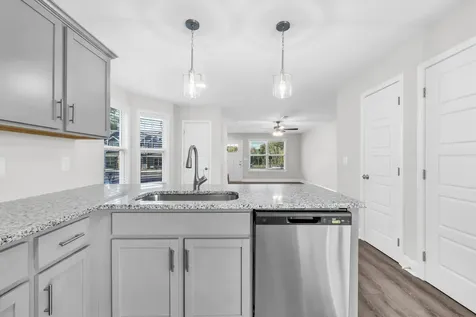 137 Quarry Point Drive Clarksville TN 37043