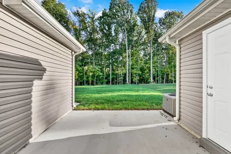 137 Quarry Point Drive Clarksville TN 37043