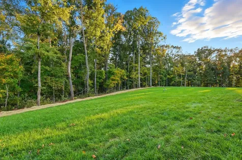 137 Quarry Point Drive Clarksville TN 37043