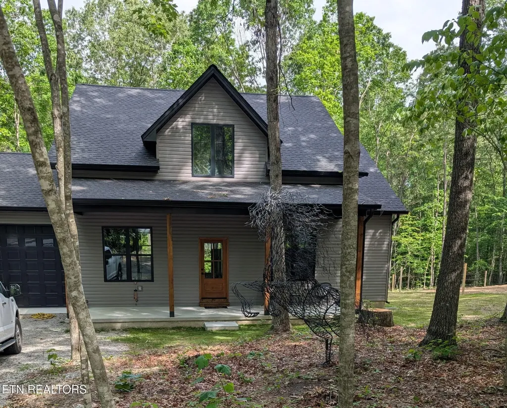 108 Shotgun Annie Road Jamestown TN 38556