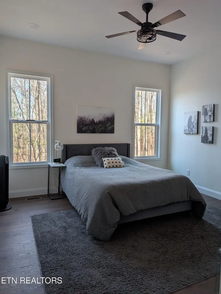 108 Shotgun Annie Road Jamestown TN 38556