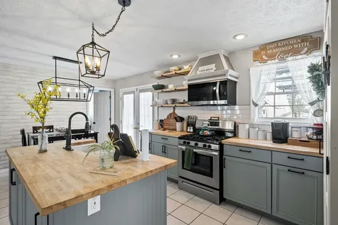 126 Flowers Road Crofton KY 42217