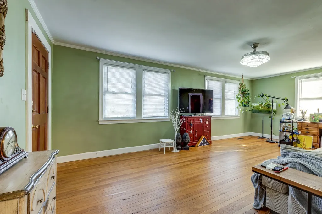 1514 Galloway Street Columbia TN 38401