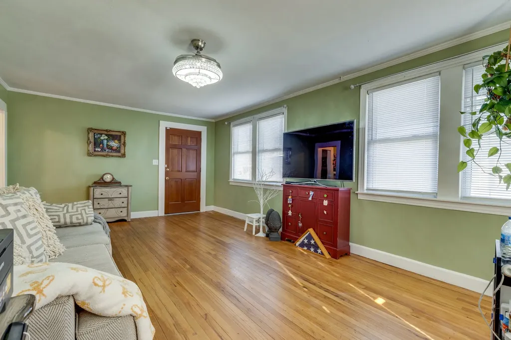 1514 Galloway Street Columbia TN 38401