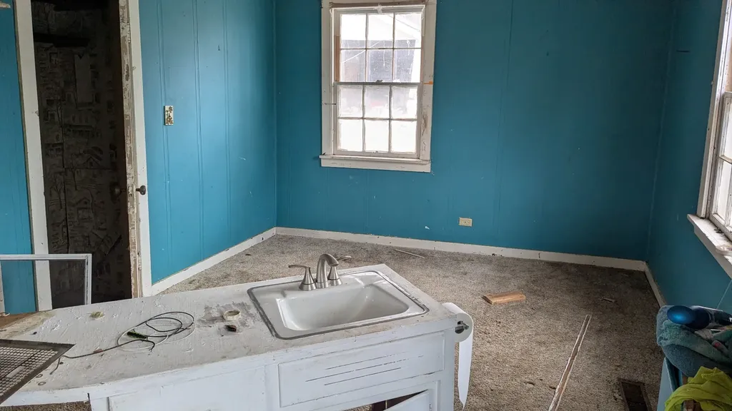 215 Robertson Lane Castalian Springs TN 37031