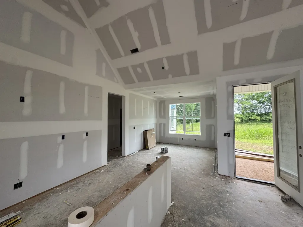 3113 Stonehorn Drive Bell Buckle TN 37020