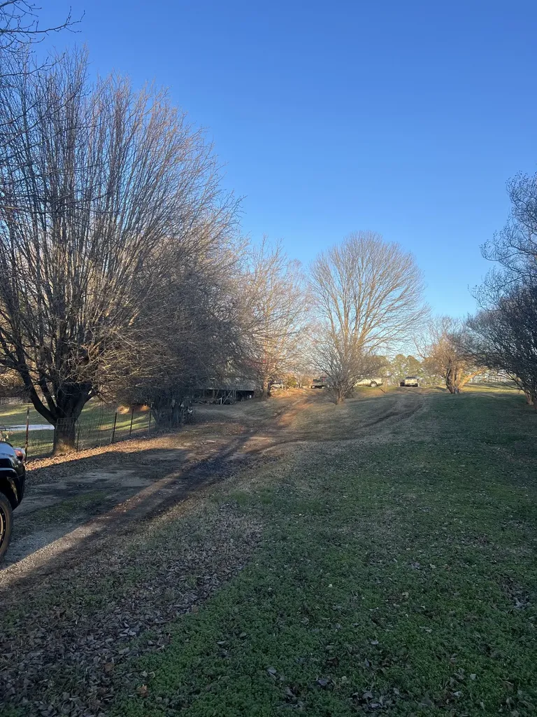 2077 Holders Cove Road Winchester TN 37398