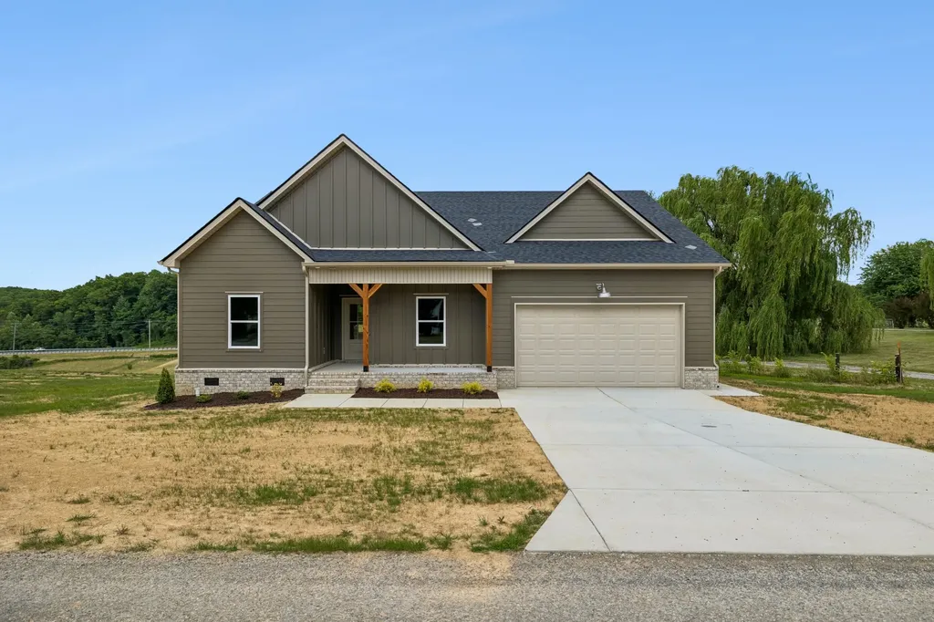 1930 Old Snow Hill Road Dowelltown TN 37059
