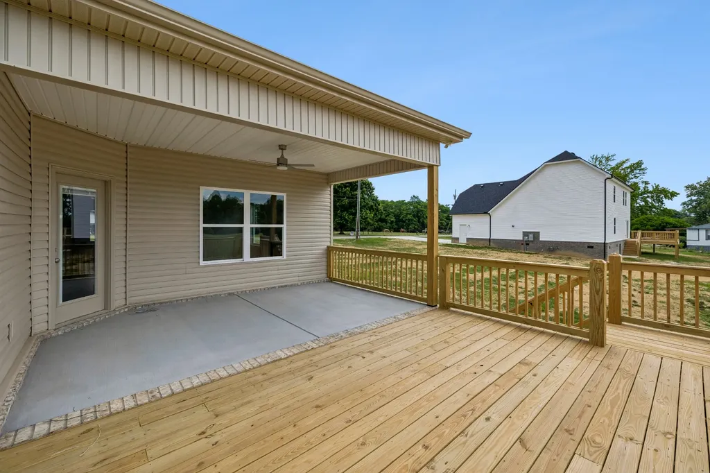 1930 Old Snow Hill Road Dowelltown TN 37059