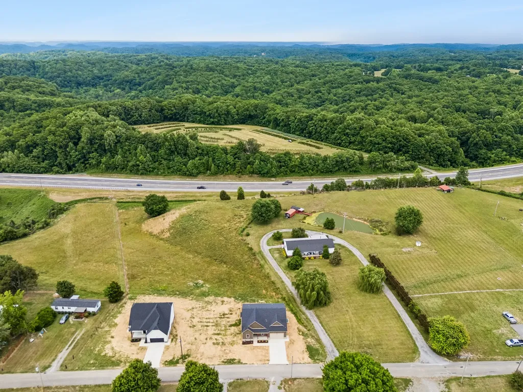 1930 Old Snow Hill Road Dowelltown TN 37059