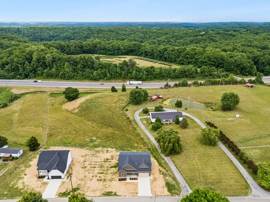 1930 Old Snow Hill Road Dowelltown TN 37059