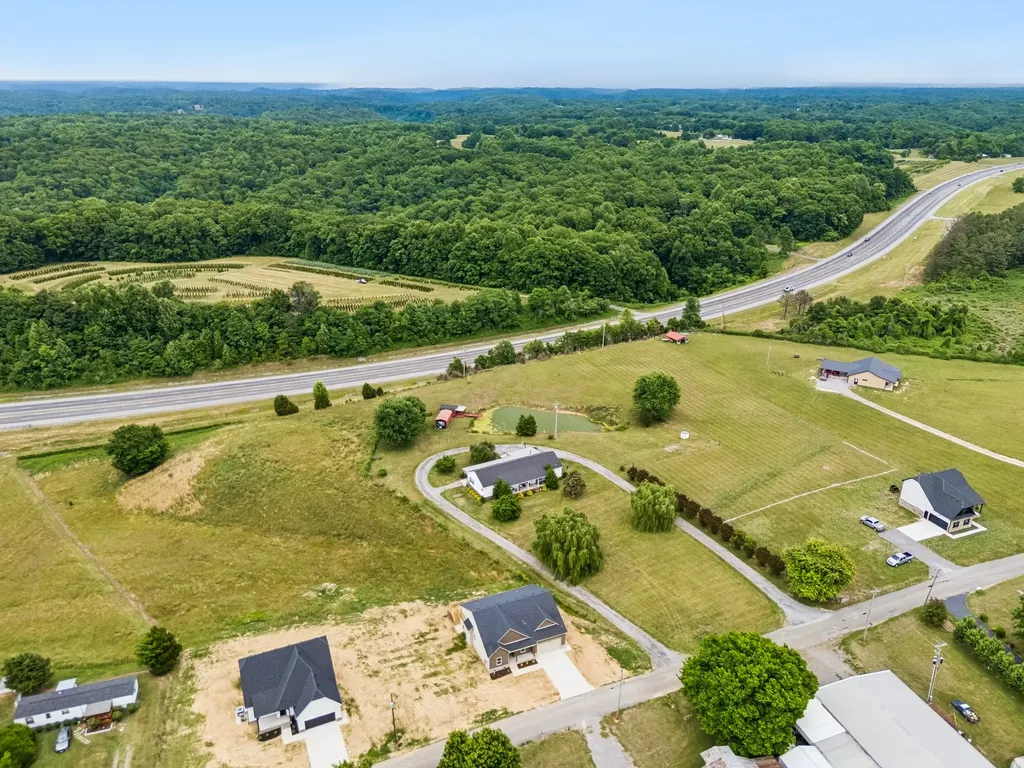 1930 Old Snow Hill Road Dowelltown TN 37059