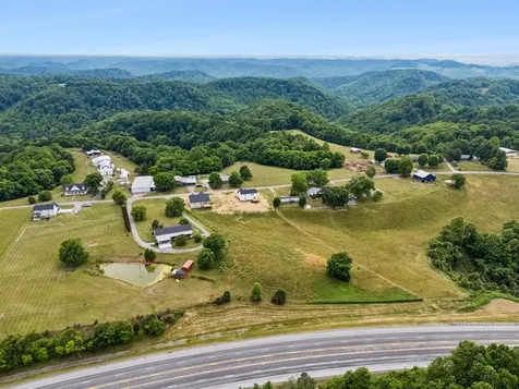 1930 Old Snow Hill Road Dowelltown TN 37059