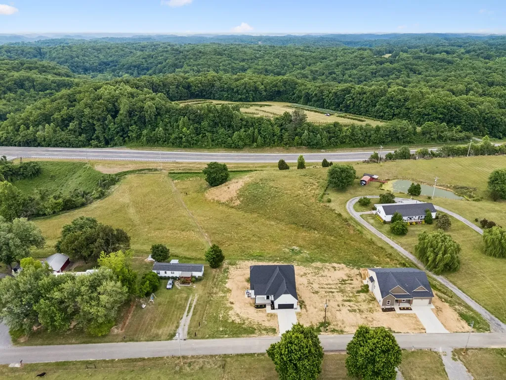 2010 Old Snow Hill Road Dowelltown TN 37059