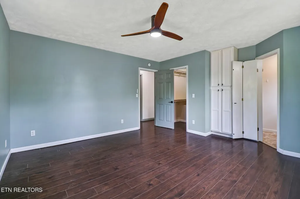 15 Rena Circle Crossville TN 38572