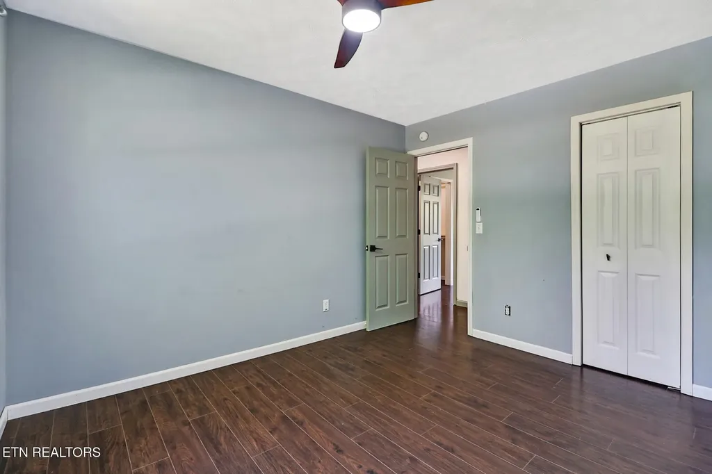 15 Rena Circle Crossville TN 38572