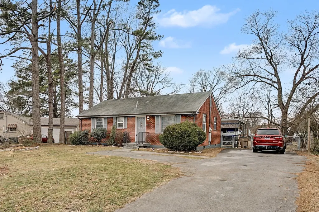 5017 Madeline Drive Nashville TN 37211