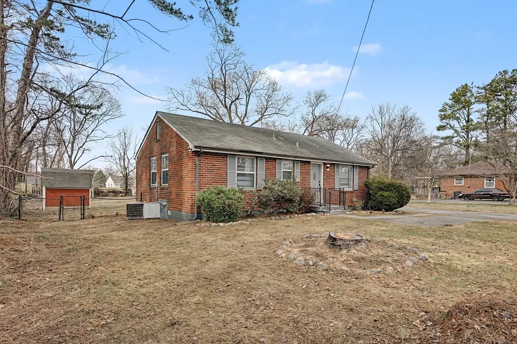 5017 Madeline Drive Nashville TN 37211