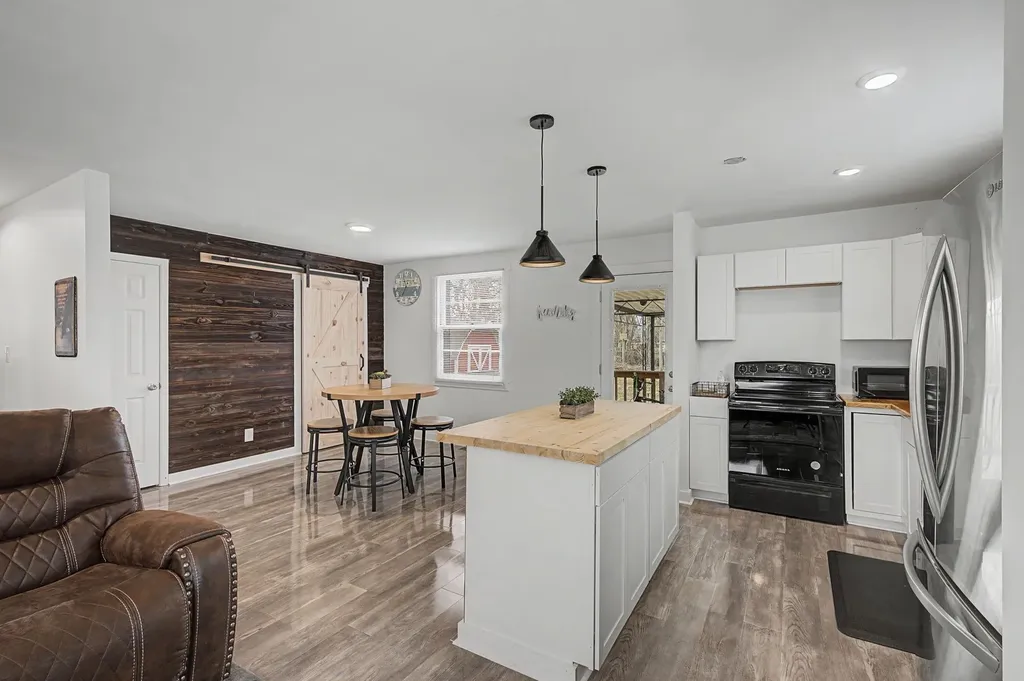 5017 Madeline Drive Nashville TN 37211