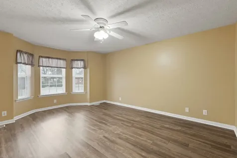 125 Sycamore Drive White House TN 37188