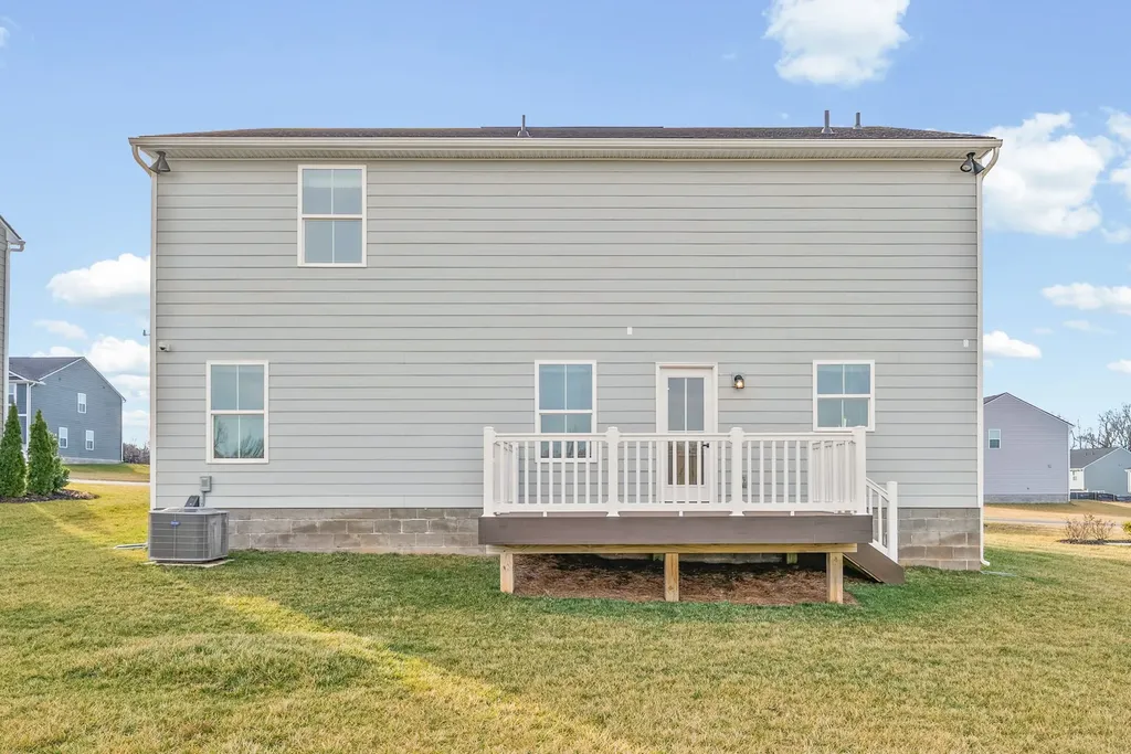 1139 Lisenbee Way Clarksville TN 37042