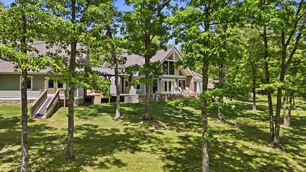 722 Hemlock Lane Spencer TN 38585