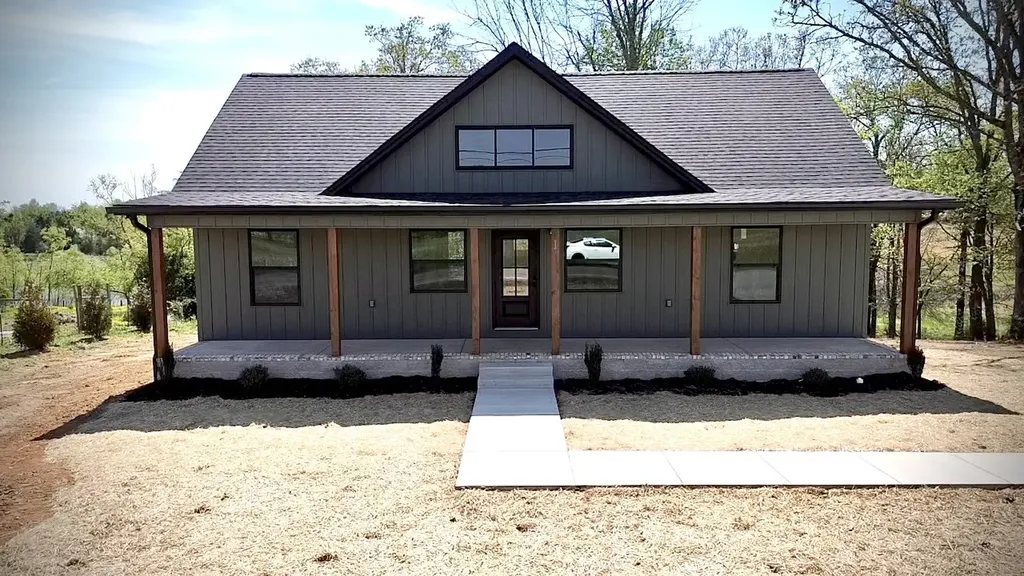 11726 West Green Hill Road Smithville TN 37166