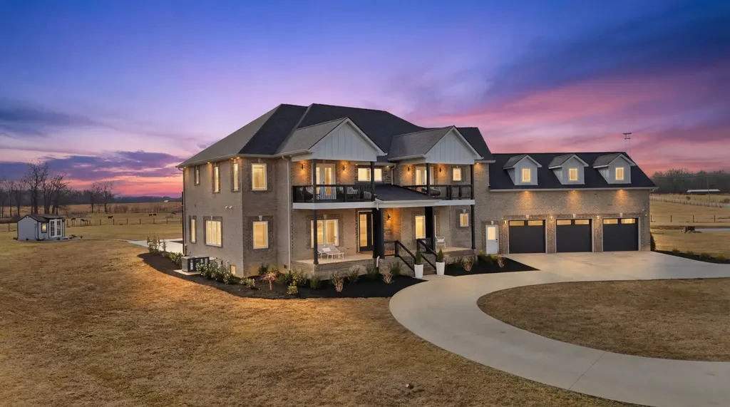 353 Oak Plains Road Clarksville TN 37043