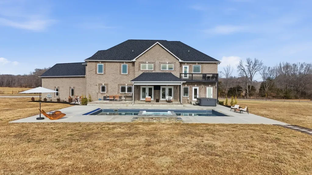 353 Oak Plains Road Clarksville TN 37043