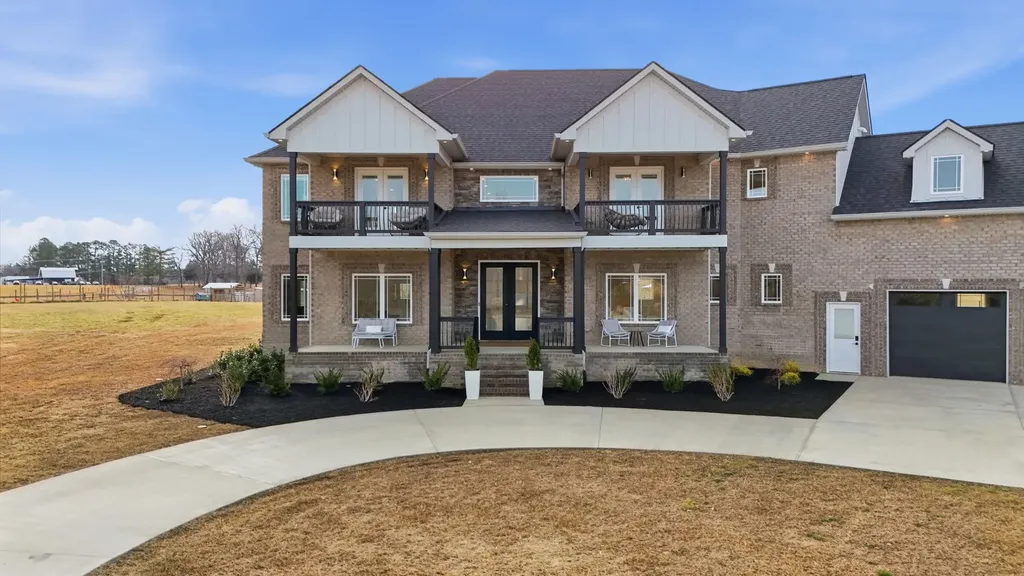 353 Oak Plains Road Clarksville TN 37043
